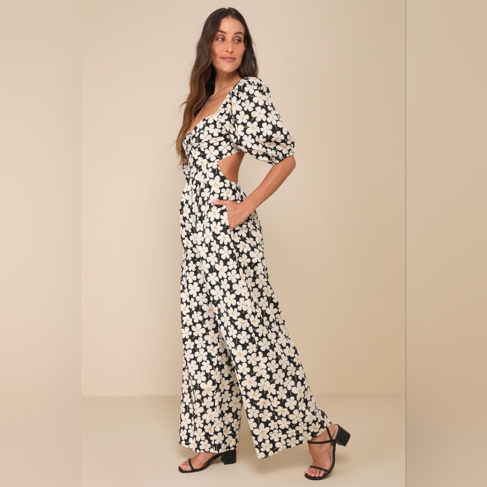 Lulu's Favorable Sweetness Black Floral Backless Puff Sleeve Jumpsuit Size XL